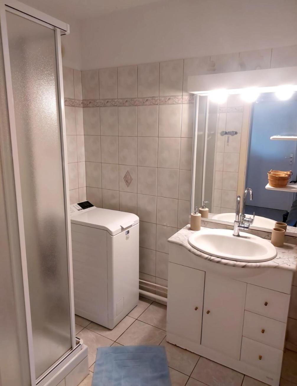 Joli Appartement Proche Gare 莫尔塞姆 外观 照片